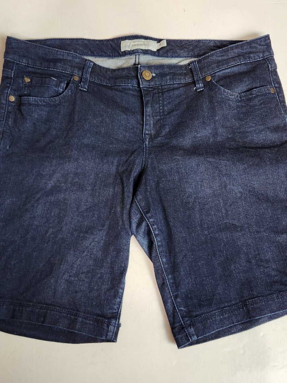 Torrid Chino Denim Jean Shorts Women 16 (40 by 11) Stretch Cotton/Spandex
